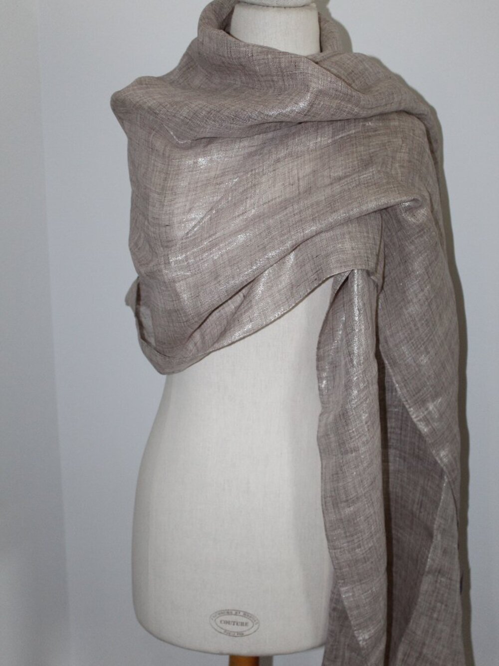 NWT Brunello Cucinelli Taupe Fringe Trim Linen Scarf Wrap